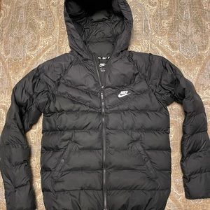 Nike Sportswear Windrunner Puffer Coat, youth XL, Black